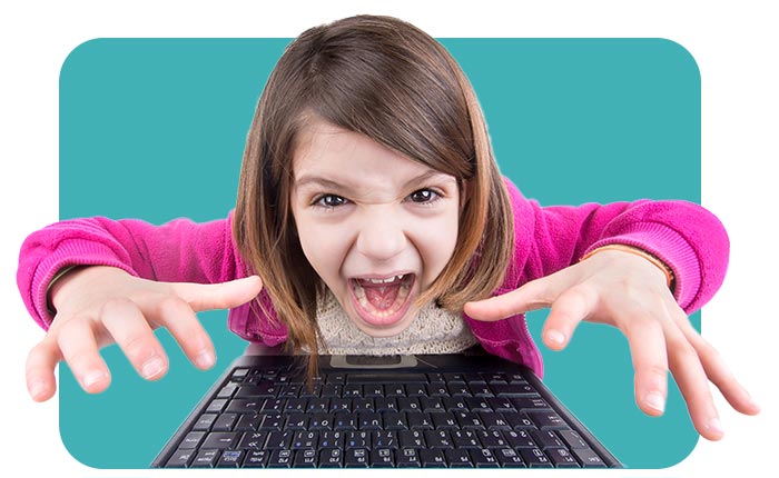 angry child with laptop 01